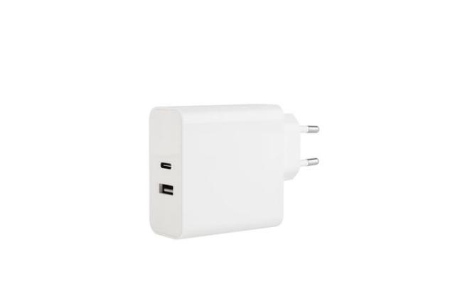 CoreParts USB-C Power Adapter 45W USB-C PORT and USB- A PORT