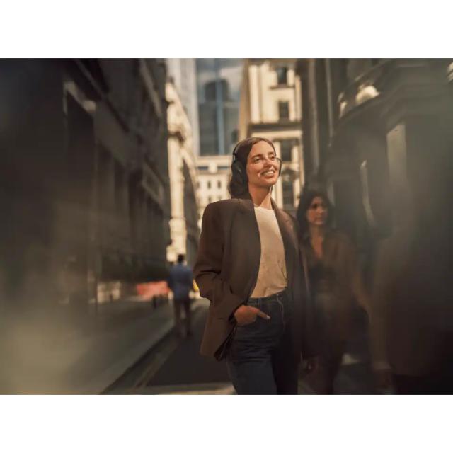 Jabra Evolve3 75 MS Teams stereo USB-C með hleðslustand - Svart