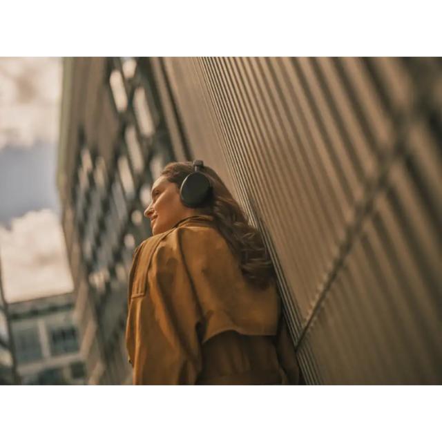 Jabra Evolve3 75 MS Teams stereo USB-C með hleðslustand - Svart