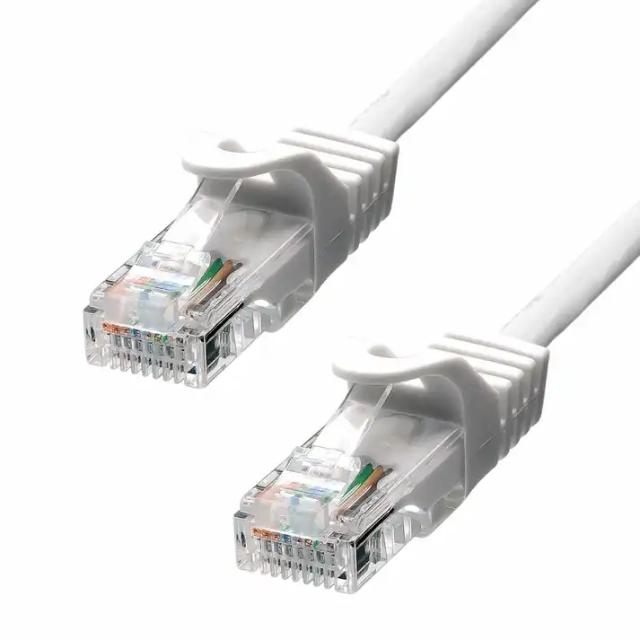 Microconnect CAT5e UTP 5M hvít