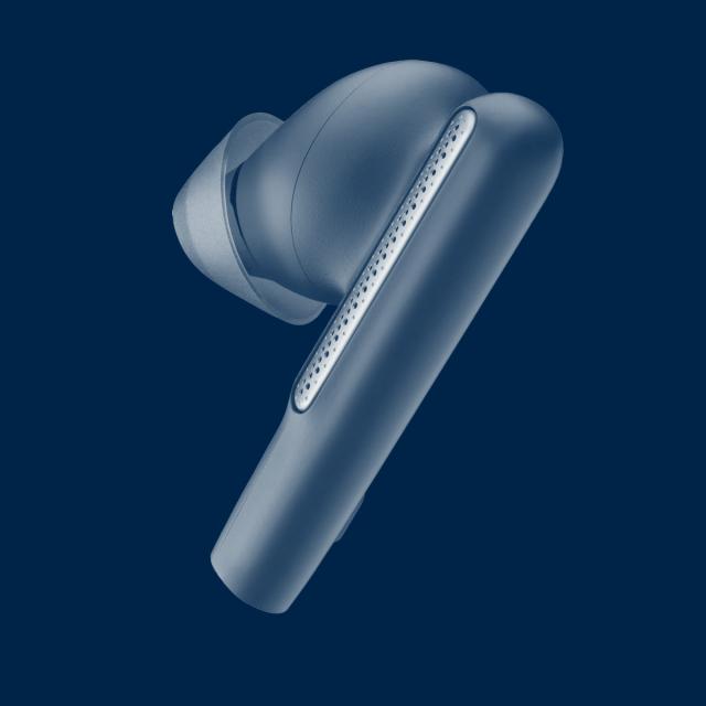 Tune into a world full of sound and free of noise. Whether on a video call or into your playlists, the Voyager Free 60 earbuds keep you productive, connected, and entertained.